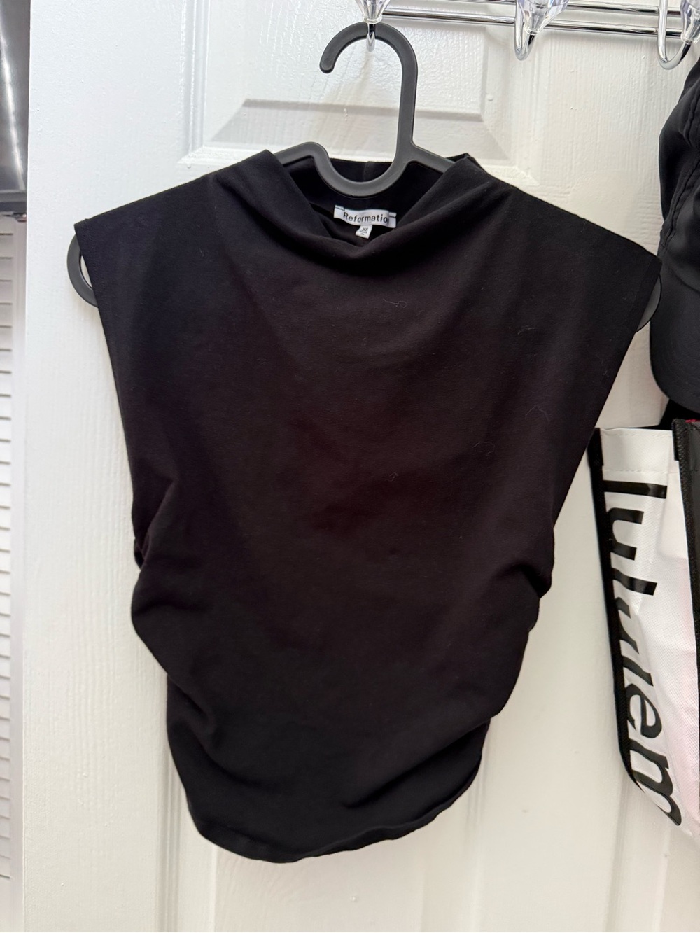 Reformation Lindy knit top - Picture 5 of 5